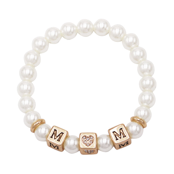 Chic Simulated 8mm Pearl And Chunky Gold Tone Block Letter MOM Stretch ID Bracelet